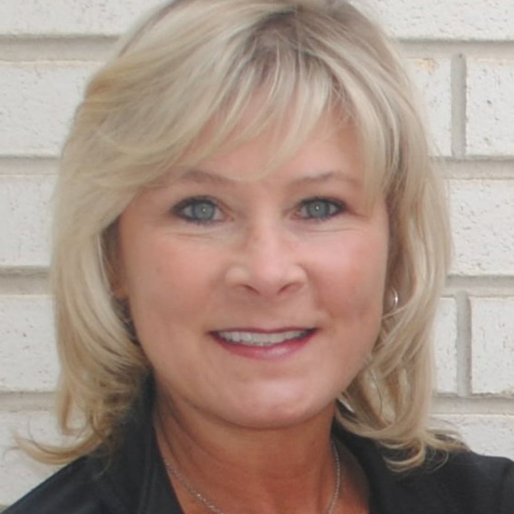 Meet your Posher, Debbie